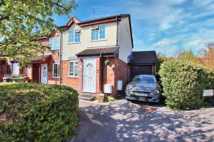 3 Bedroom End Of Terrace House To Rent In Buchanan Court, Borehamwood, WD6