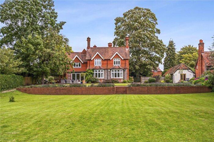 5 Bedroom Detached House For Sale In Sonning Eye, Berkshire, RG4