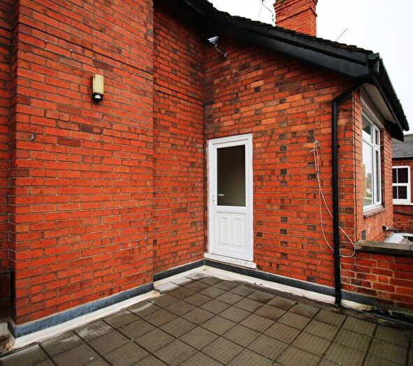 2 Bedroom Flat To Rent In Melton Road, Nottingham, NG2