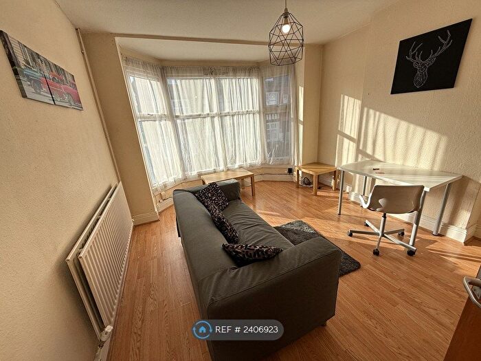 1 Bedroom Flat To Rent In Beckingham Road, Leicester, LE2