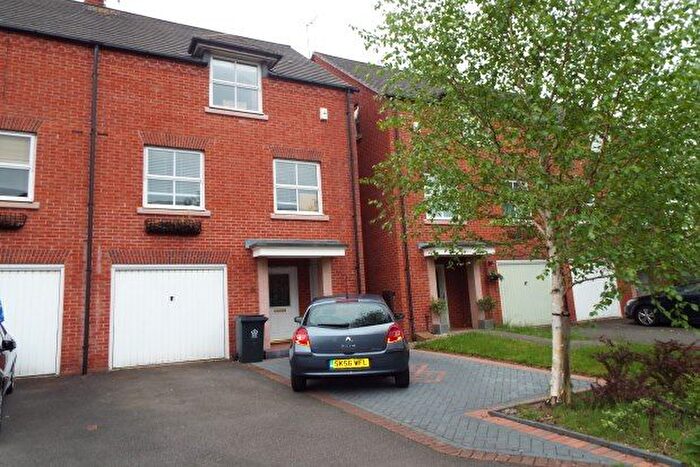 3 Bedroom Property To Rent In Goldhill Gardens, Leicester, LE2
