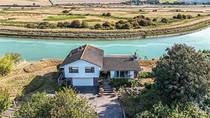 4 Bedroom Detached House For Sale In Lewes Road, Piddinghoe, Newhaven, BN9