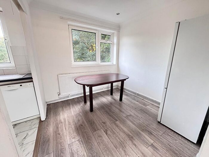 5 Bedroom End Of Terrace House To Rent In Danecourt Gardens, Croydon, CR0