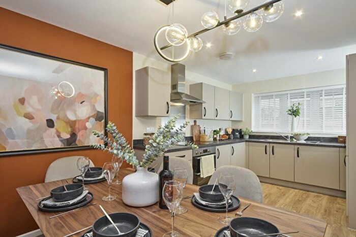3 Bedroom Semi-Detached House For Sale In Woolhouse Way, Cringleford Norwich, Norfolk, NR4