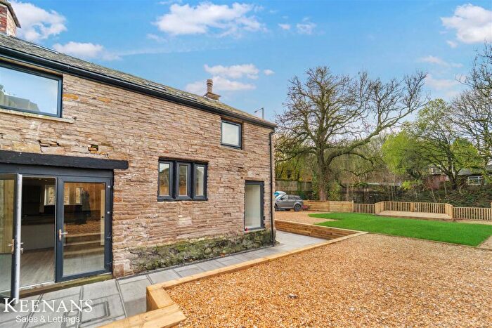 3 Bedroom Semi-Detached House For Sale In Hermitage Street, Rishton, Blackburn, BB1