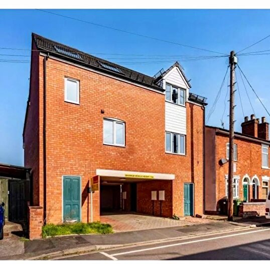 1 Bedroom Flat To Rent In Blakefield Road, Worcester, WR2