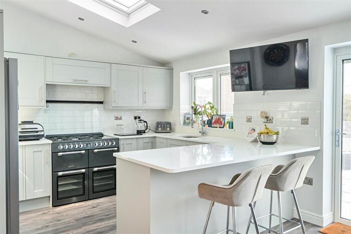 3 Bedroom Semi Detached House For Sale In Russell Avenue, Kingswood, Bristol, BS15