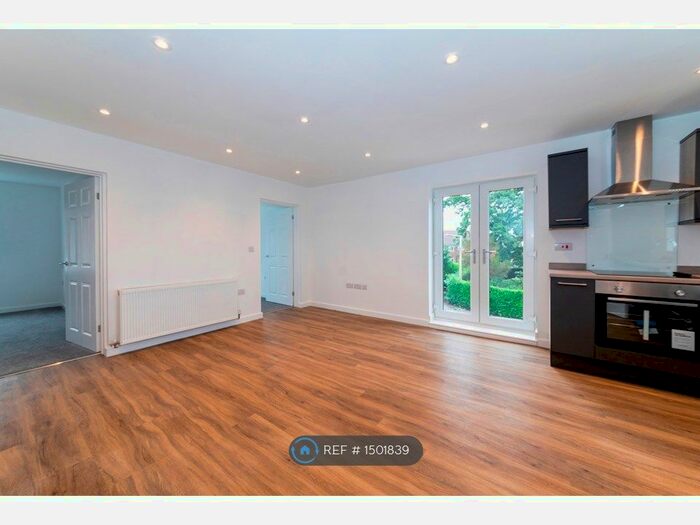 2 Bedroom Flat To Rent In Archer Road, Nottingham, NG9