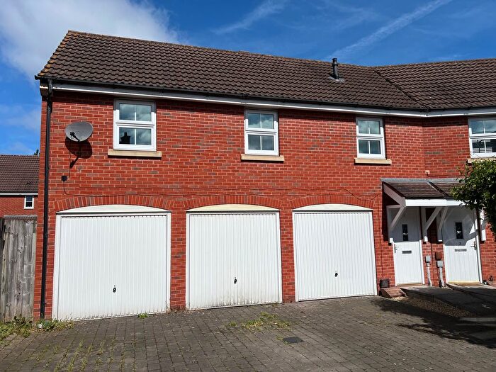 2 Bedroom Flat For Sale In Compton Drive, Weston-Super-Mare, BS24