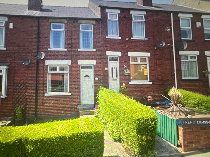 2 Bedroom Terraced House To Rent In Tatefield Place, Kippax, Leeds, LS25