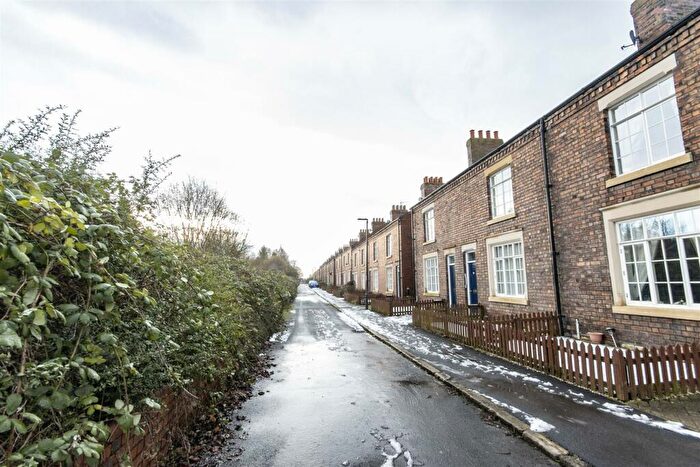 3 Bedroom Terraced House For Sale In New Bolsover, Bolsover, Chesterfield, S44