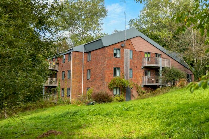 1 Bedroom Apartment For Sale In Hartfield Road, Emerson College Hartfield Road, RH18