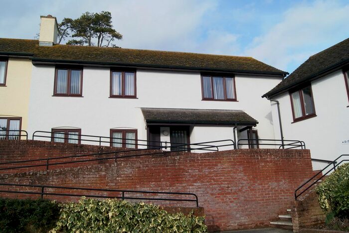 2 Bedroom Flat To Rent In Barnards Farm, Beer, Seaton, EX12