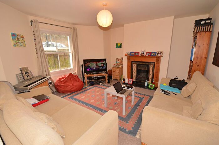 1 Bedroom Flat To Rent In Brandram Road, London, SE13