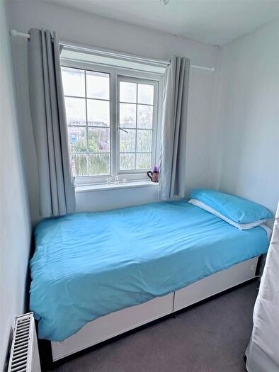 3 Bedroom Terraced House For Sale In Laburnum Walk, Eastbourne, BN22