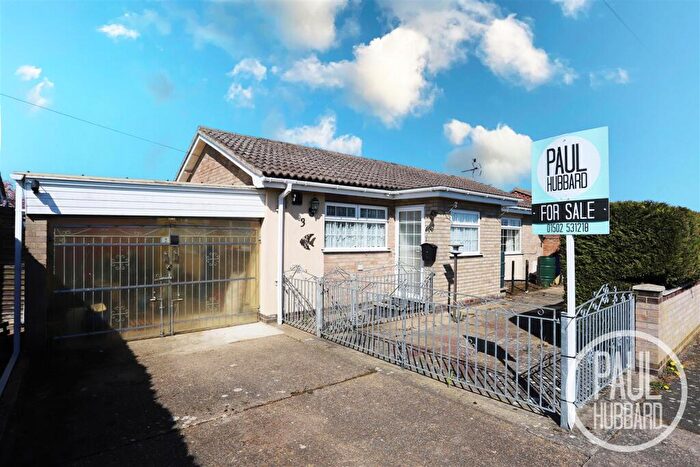 3 Bedroom Detached Bungalow For Sale In Northacre, Kessingland, NR33