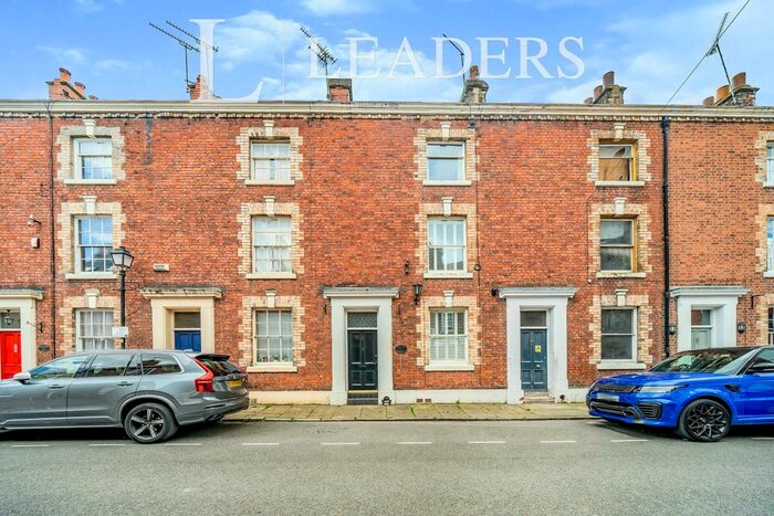 3 Bedroom Town House To Rent In Grosvenor Place, Chester, CH1