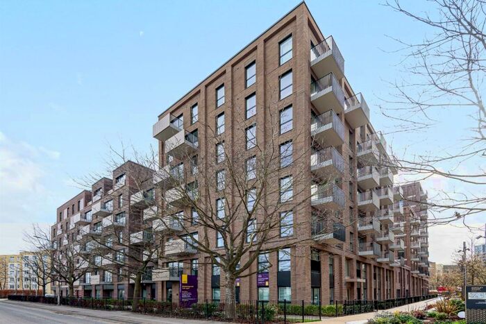 2 Bedroom Apartment To Rent In Carraway Street, Reading, RG1