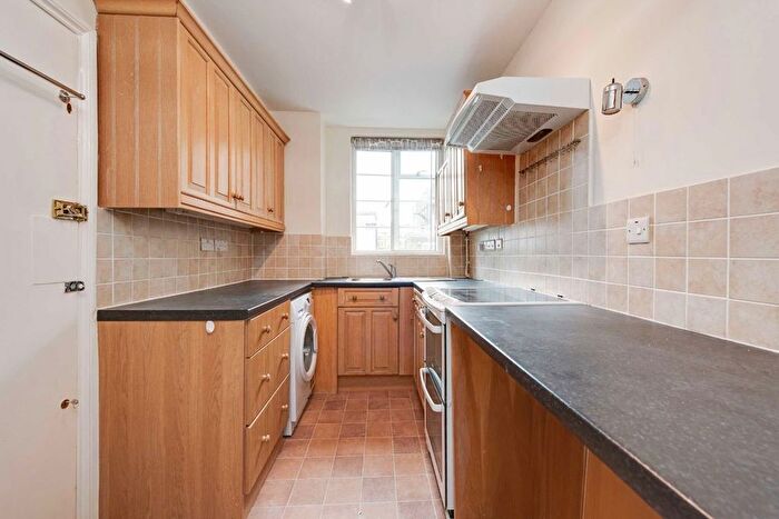 1 Bedroom Flat For Sale In Maida Vale, Maida Vale, W9