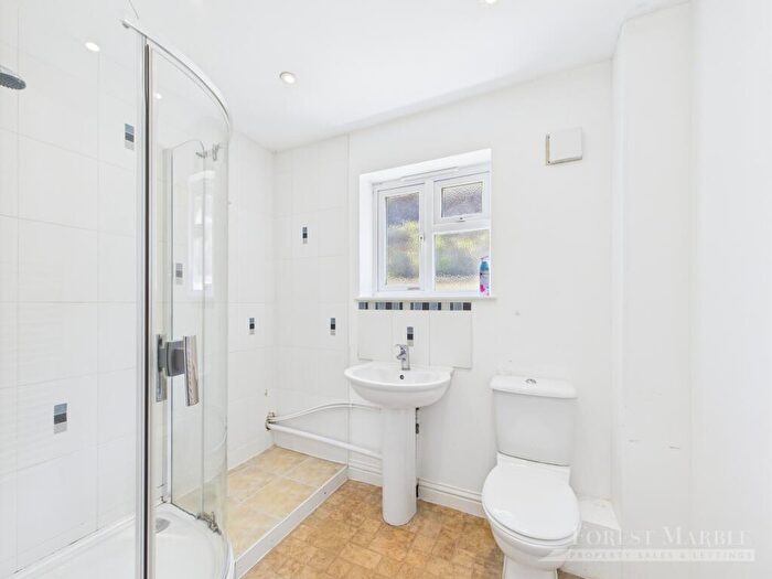 2 Bedroom Bungalow For Sale In The Tynings, Westbury, BA13