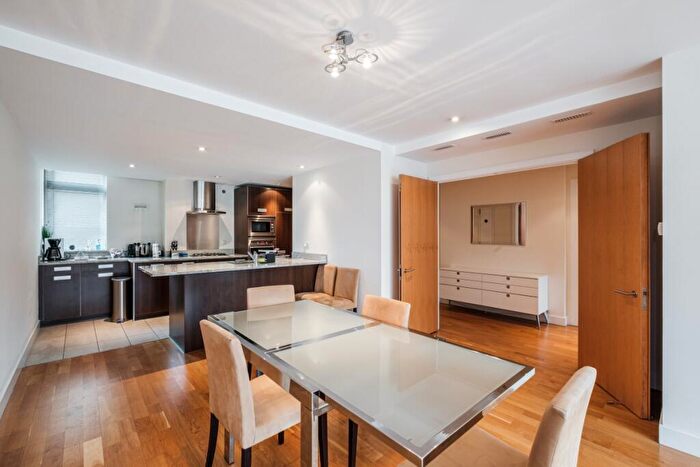 2 Bedroom Apartment To Rent In Lymington Road, West Hampstead, NW6