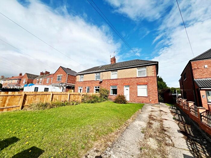 3 Bedroom End Of Terrace House To Rent In Dean Road, Ferryhill, DL17