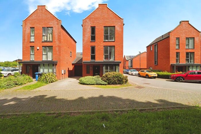 4 Bedroom Link Detached House For Sale In Somerset Close, Derby, Derbyshire, DE22