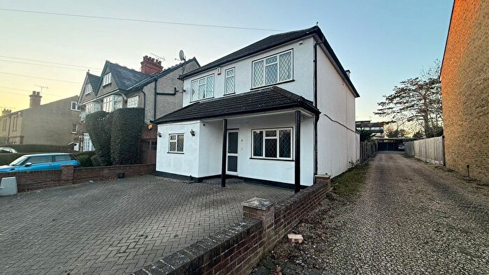 4 Bedroom Detached House To Rent In Church Road, Northwood, HA6