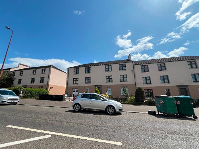 2 Bedroom Flat To Rent In Caird Avenue, Dundee, DD3