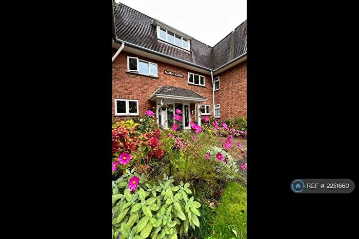 2 Bedroom Flat To Rent In Nairn Court, Bournemouth, BH3