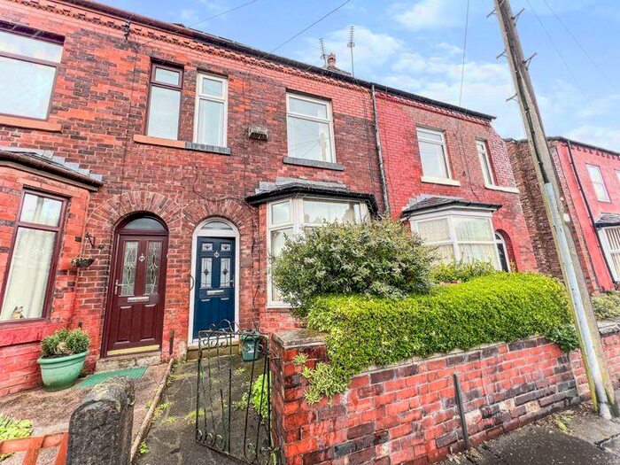 Houses for sale & to rent in M8 4WS, Boardman Road, Crumpsall Manchester