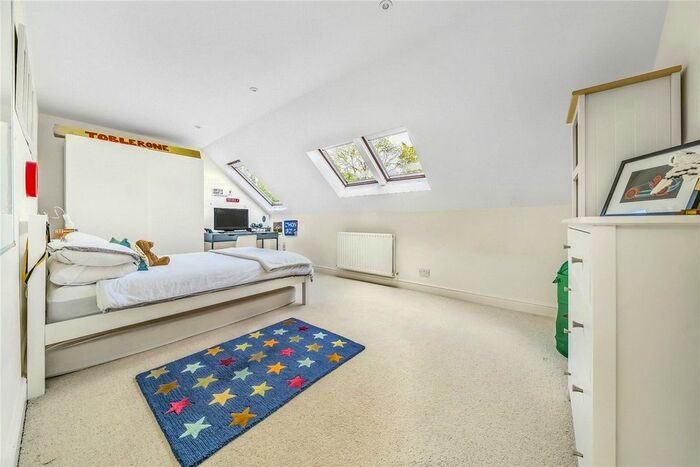 4 Bedroom Detached House For Sale In Picklepythe Lane, Beenham, Reading, Berkshire, RG7