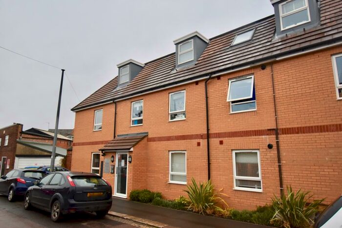 2 Bedroom Apartment To Rent In Ruskin Road, Northampton, NN2