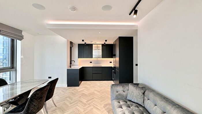 2 Bedroom Flat To Rent In Valencia Tower, City Road, EC1V