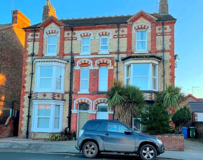 2 Bedroom Flat To Rent In Wellington Road, Bridlington, YO15