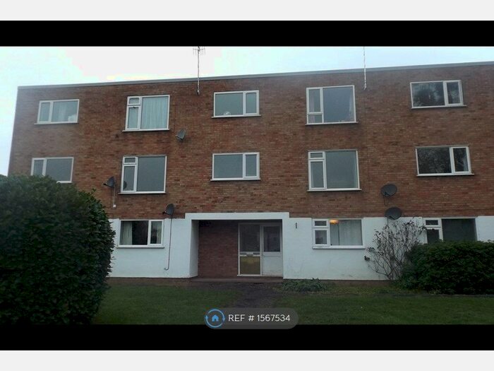 2 Bedroom Flat To Rent In Farleigh Road, Pershore, WR10