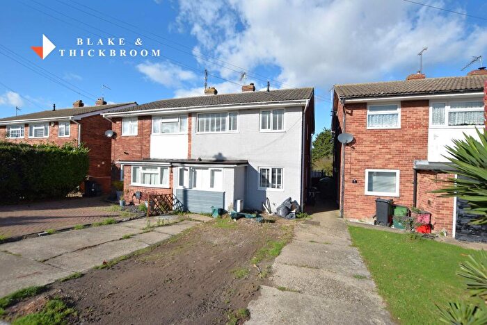 4 Bedroom Semi Detached House For Sale In Slade Road, Holland-on-Sea, CO15