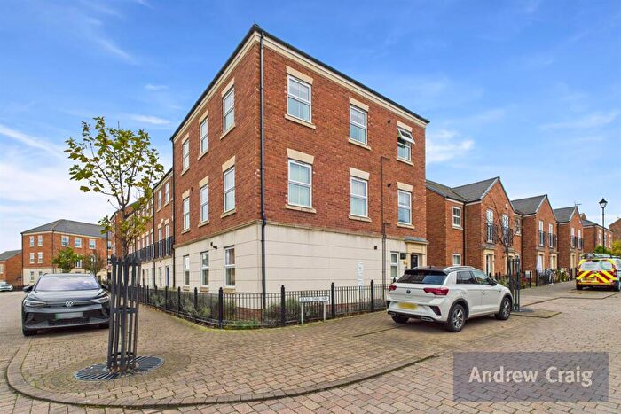 2 Bedroom Flat For Sale In Brass Thill Way, South Shields, NE33