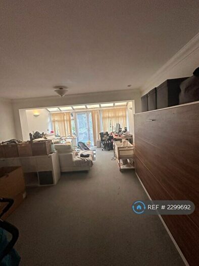 1 Bedroom Flat To Rent In Knighton Terrace, London, E11