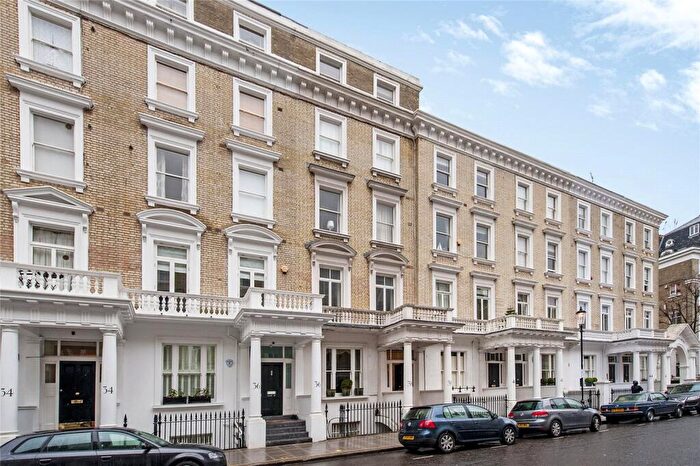 2 Bedroom Apartment For Sale In Harcourt Terrace, London, SW10