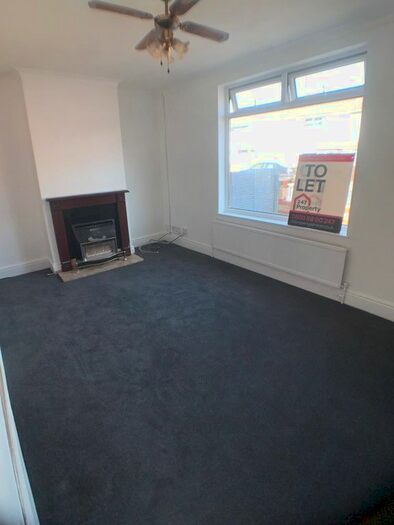 3 Bedroom Terraced House To Rent In The Avenue, Bentley, Doncaster, DN5