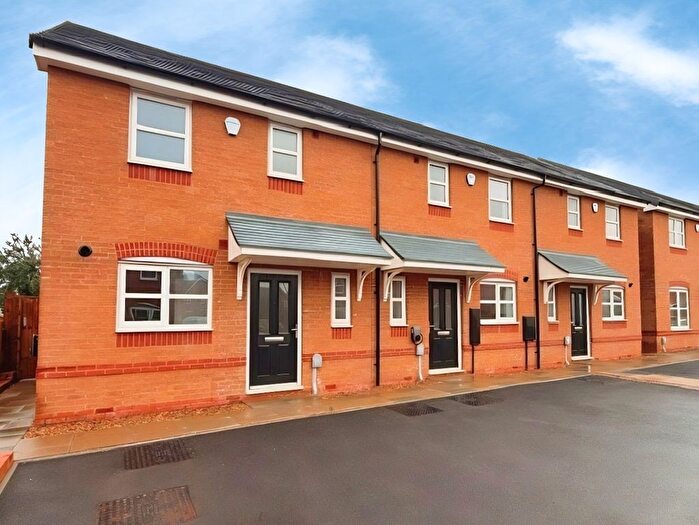 2 Bedroom End Terrace House For Sale In Thimbleby Close, Bedworth, CV12