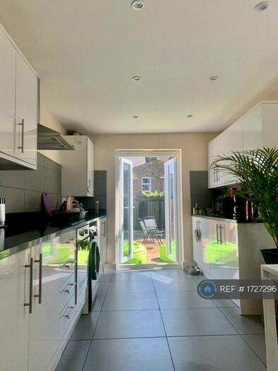 5 Bedroom Terraced House To Rent In Frith Road, London, E11