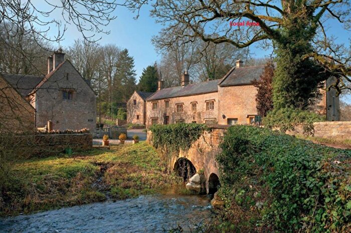 1 Bedroom Apartment For Sale In Hawkesbury Place, Fosseway, Stow On The Wold, GL54