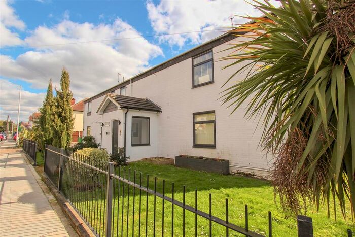 1 Bedroom Flat To Rent In Torrington Road, Ruislip Manor, Ruislip, HA4