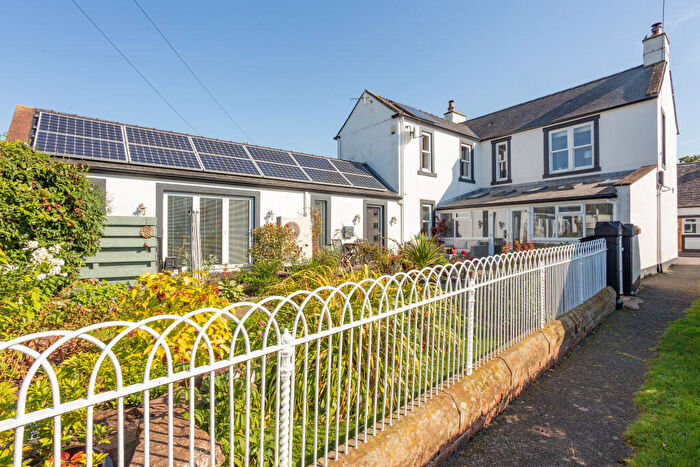 4 Bedroom Semi-Detached House For Sale In Wellington Street, Glencaple, Dumfries, DG1
