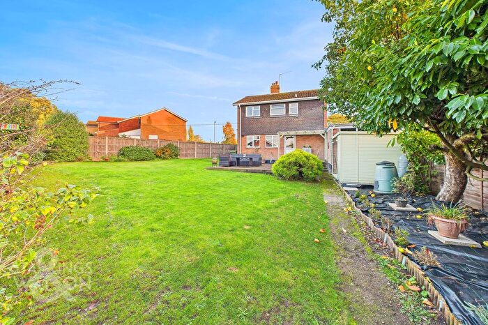 3 Bedroom Detached House For Sale In Church Close, Chedgrave, Norwich, NR14