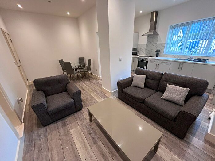 1 Bedroom Flat To Rent In The Kingsway, Swansea, SA1