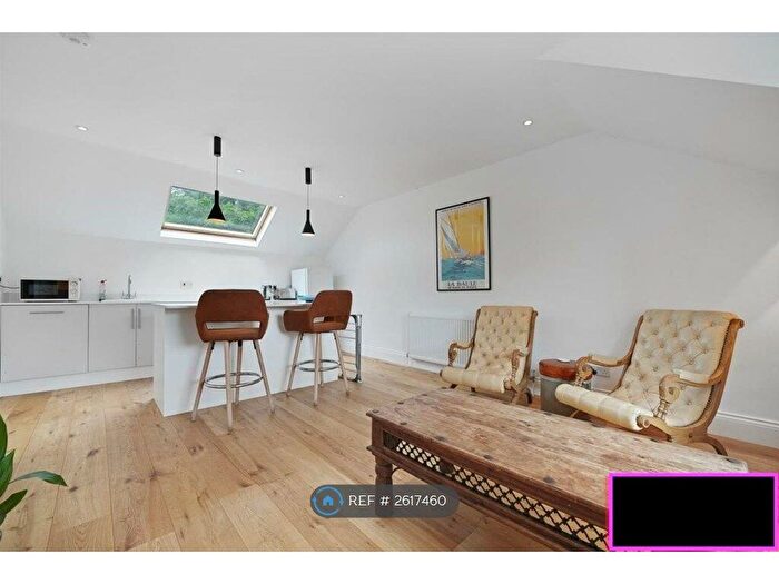 2 Bedroom Flat To Rent In Stonebridge Park, London, NW10