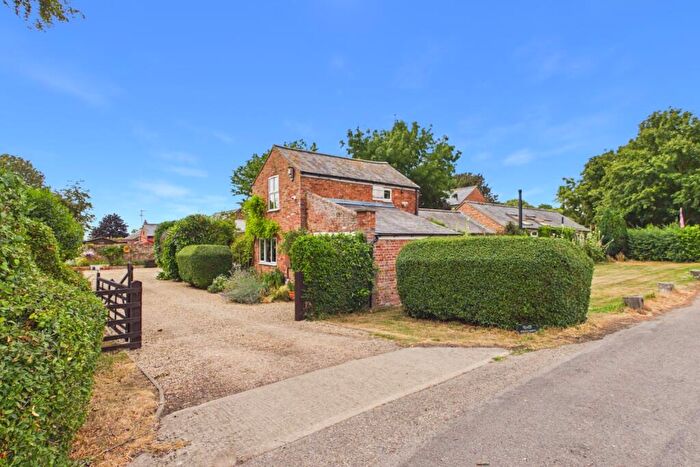 3 Bedroom Barn Conversion For Sale In North Drove, Pode Hole, Spalding, Lincolnshire, PE11
